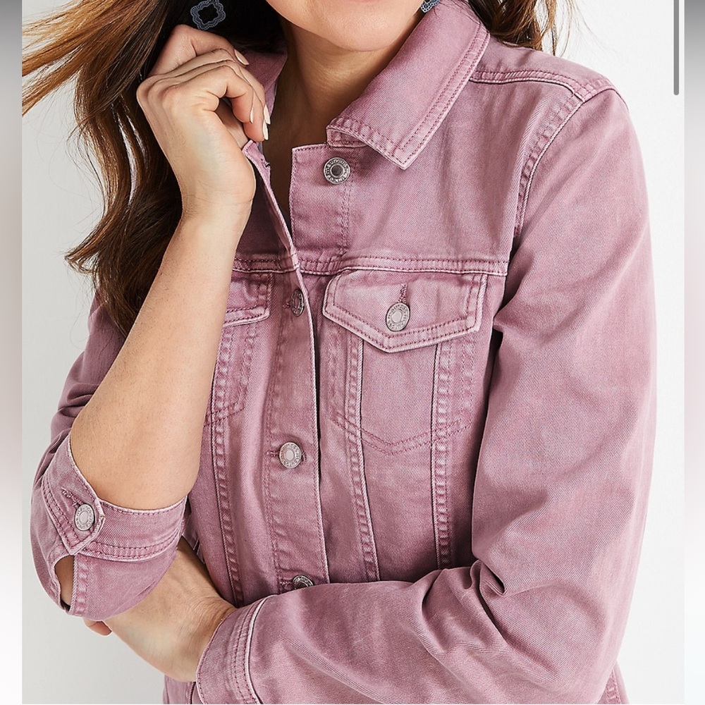 Maurice’s size small jean jacket mauve